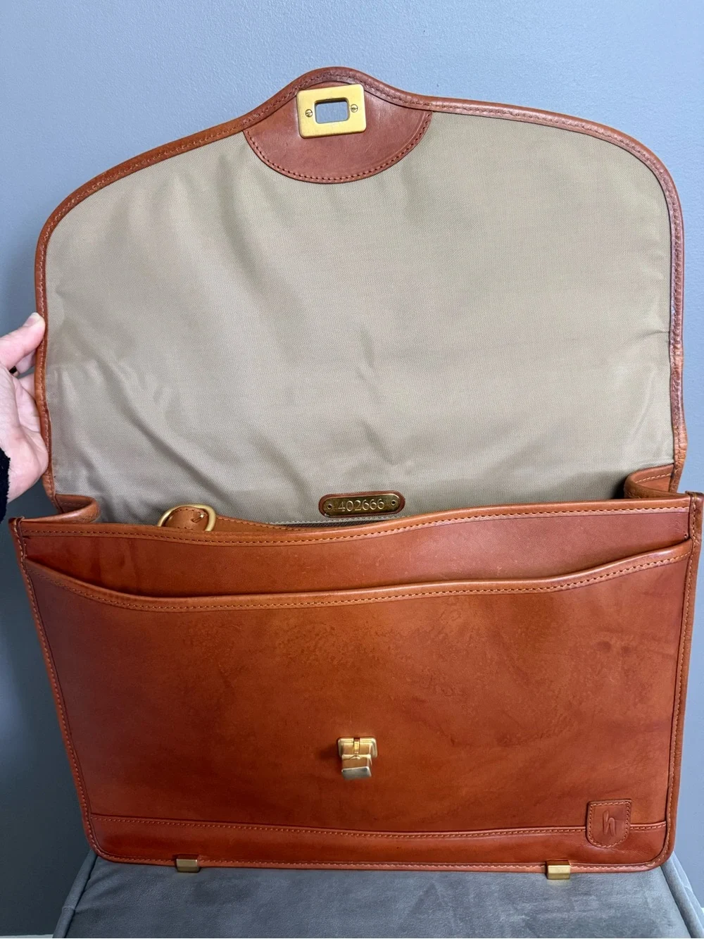 Hartmann stunning vintage